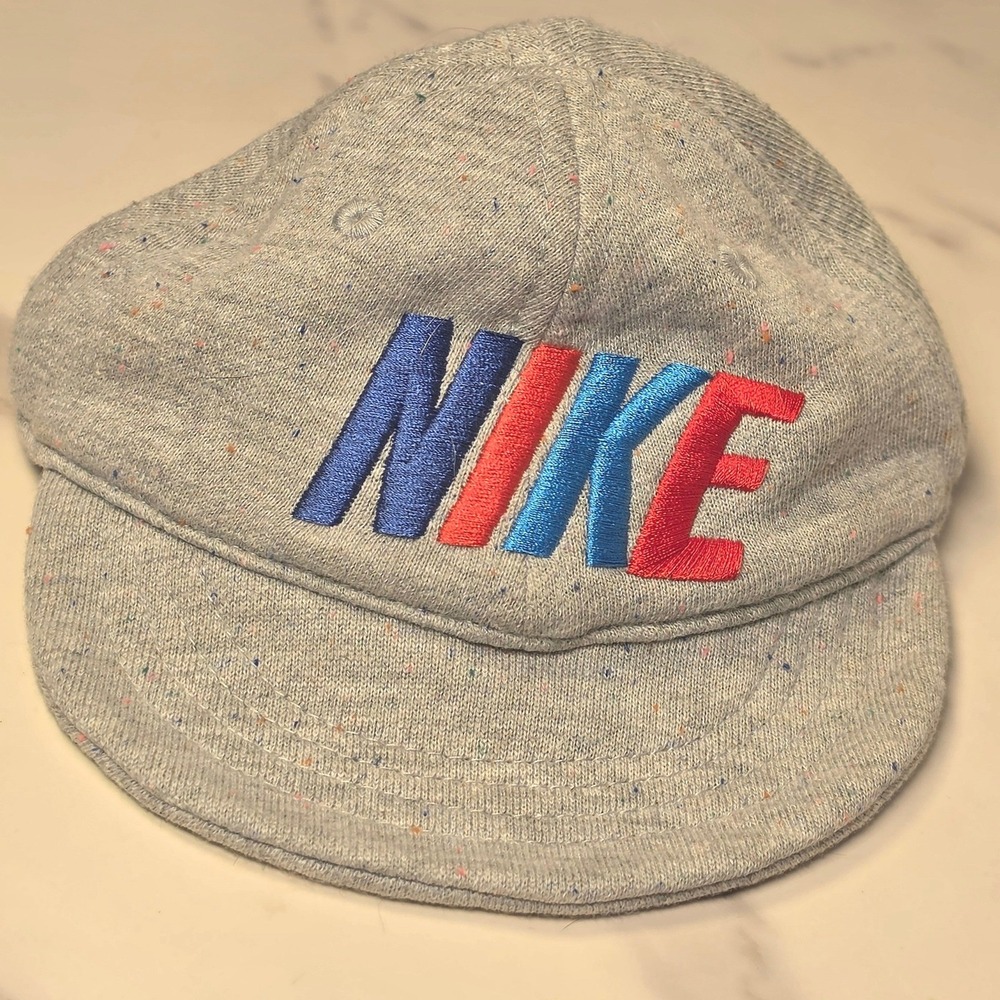 Nike‎ Newborn Baby Grey Heather Confetti Speckled Embroidered Logo Baseball Hat